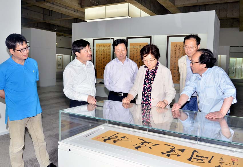 参观.jpg