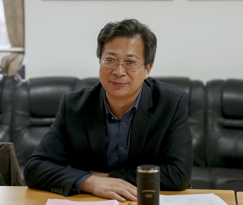 第三验收组组长、常州大学教务处处长徐守坤反馈验收结果.jpg